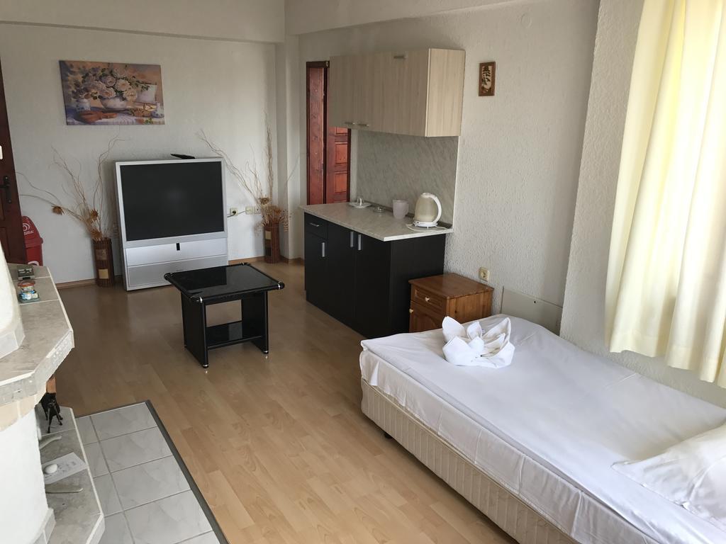 Hotel Moskoiani Byala  Eksteriør billede